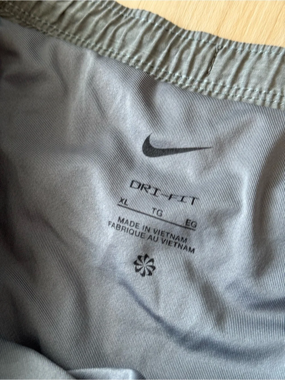 Nike Men's Dark Gray Athletic Drawstring Shorts